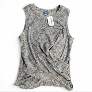 Women’s NWT Neely sleeveless twist-waist top with a snakeskin pattern. Small